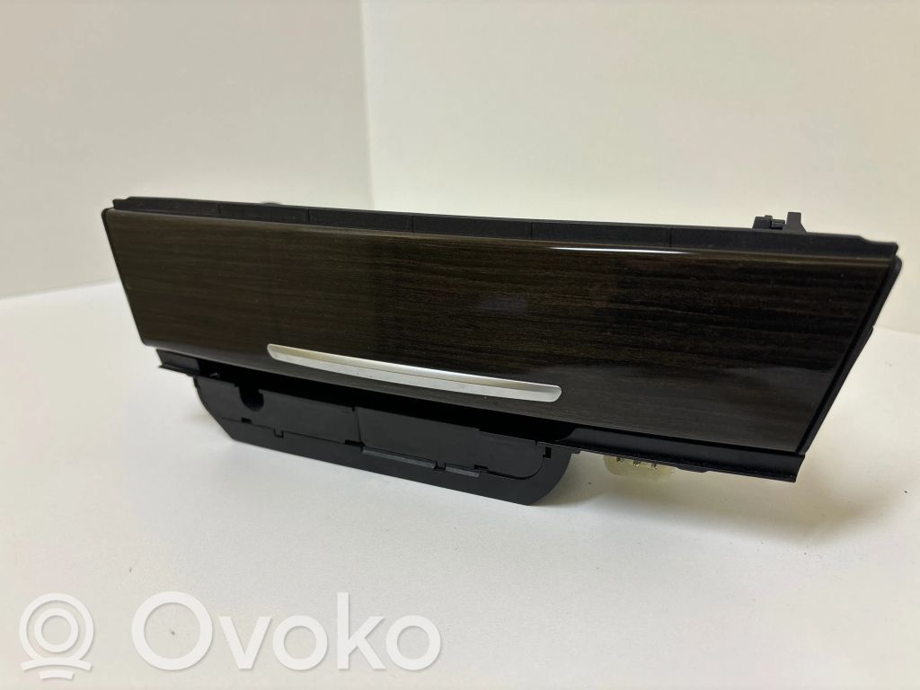 BMW 7 F01 F02 F03 F04 Car ashtray 