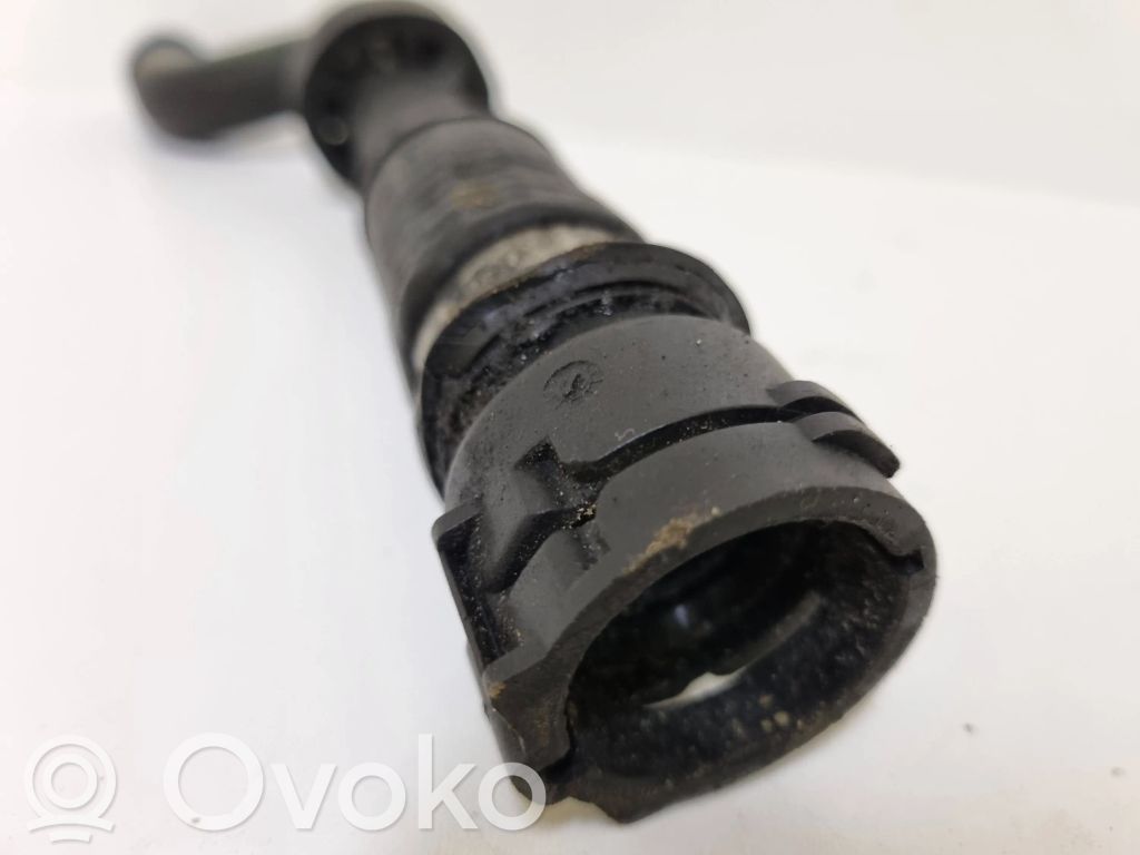 BMW 3 E46 Engine coolant pipe/hose 