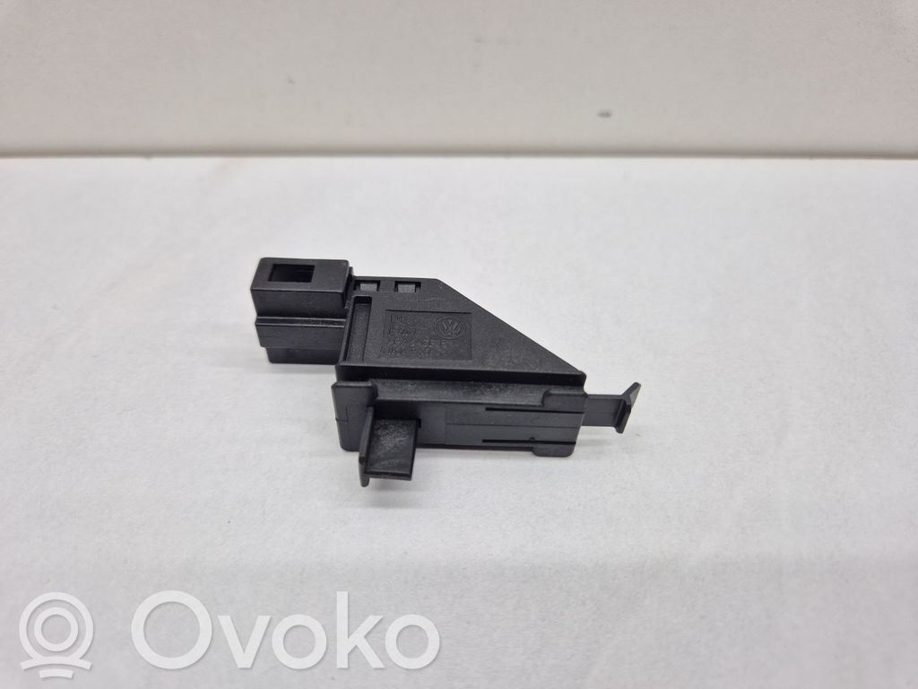 Volkswagen Golf V Kiti jungtukai/ rankenėlės/ perjungėjai 
