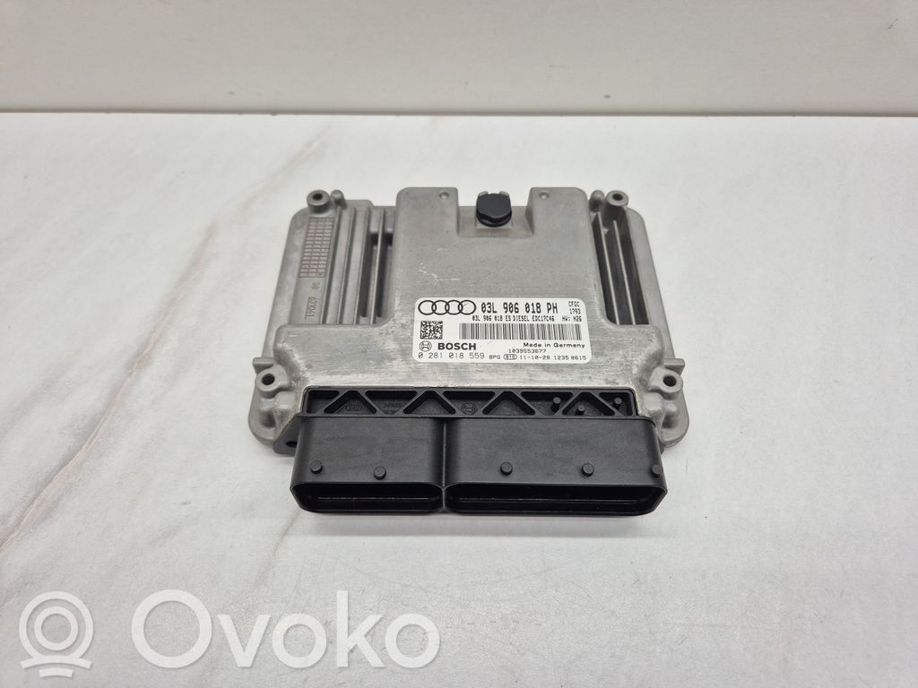 Audi Q3 8U Engine control unit/module 