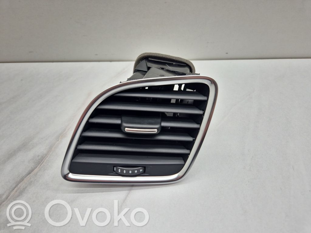 Audi Q3 8U Grilă ventilație/ramă laterală bord 