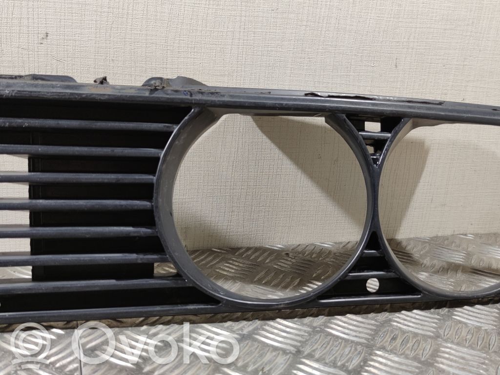BMW 3 E30 Front grill 