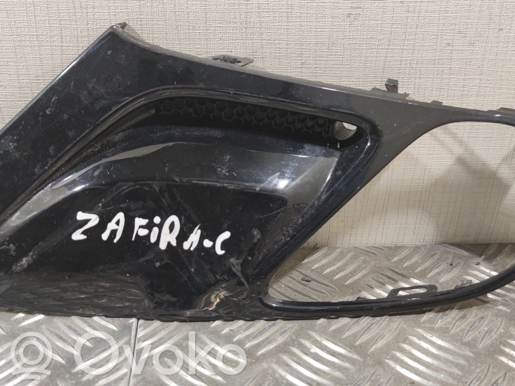 Opel Zafira C Rejilla inferior del parachoques delantero 