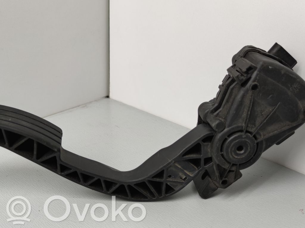 Renault Twingo II Kaasupoljin 