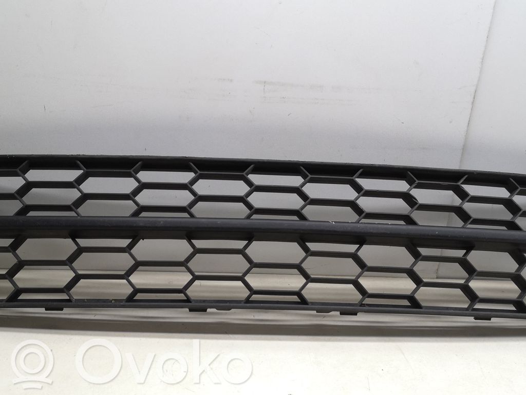Skoda Octavia Mk3 (5E) Kratka dolna zderzaka przedniego 