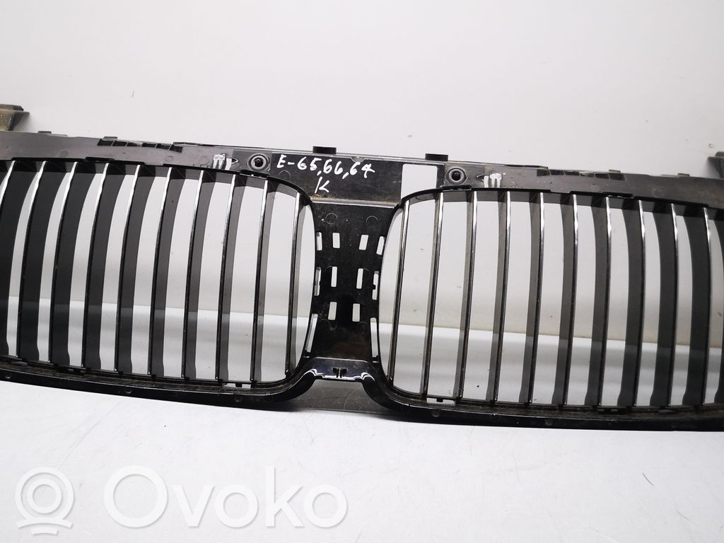 BMW 7 E65 E66 Front bumper upper radiator grill 
