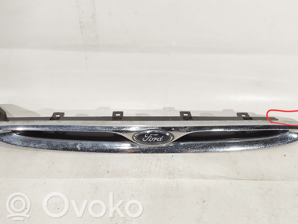 Ford Escort Front grill 