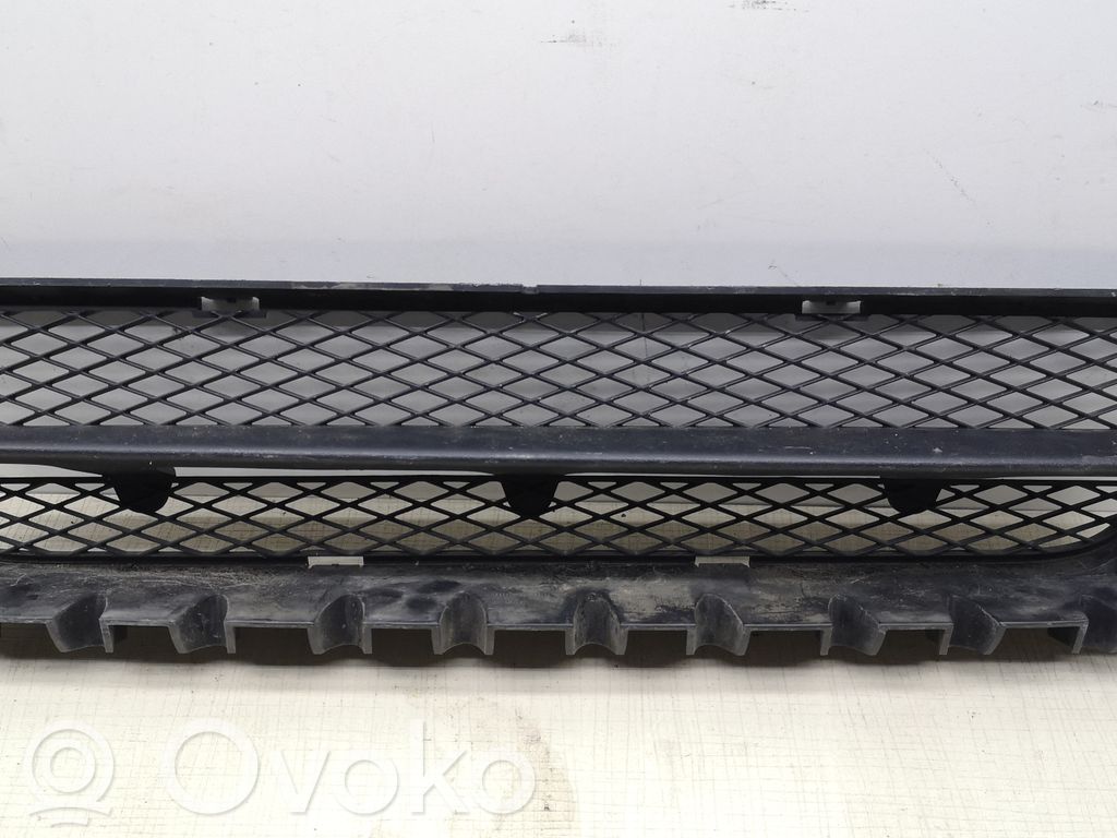 Volvo C70 Front bumper lower grill 