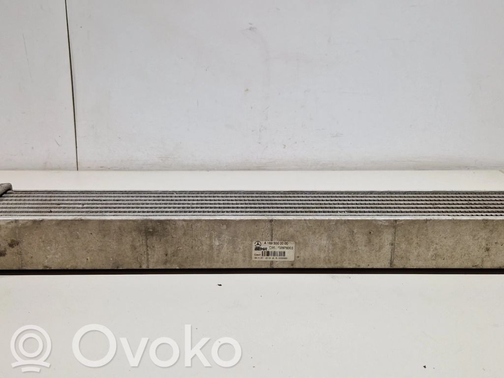 Mercedes-Benz B W245 Chłodnica powietrza doładowującego / Intercooler 