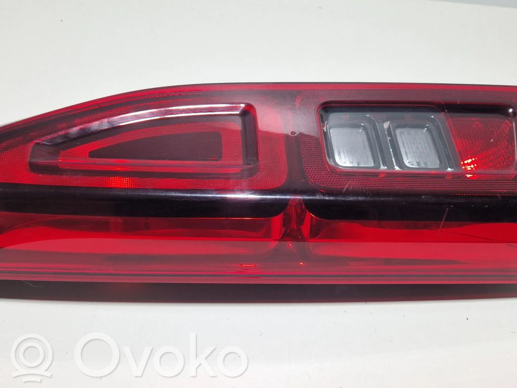 Citroen Berlingo Galinis žibintas kėbule 