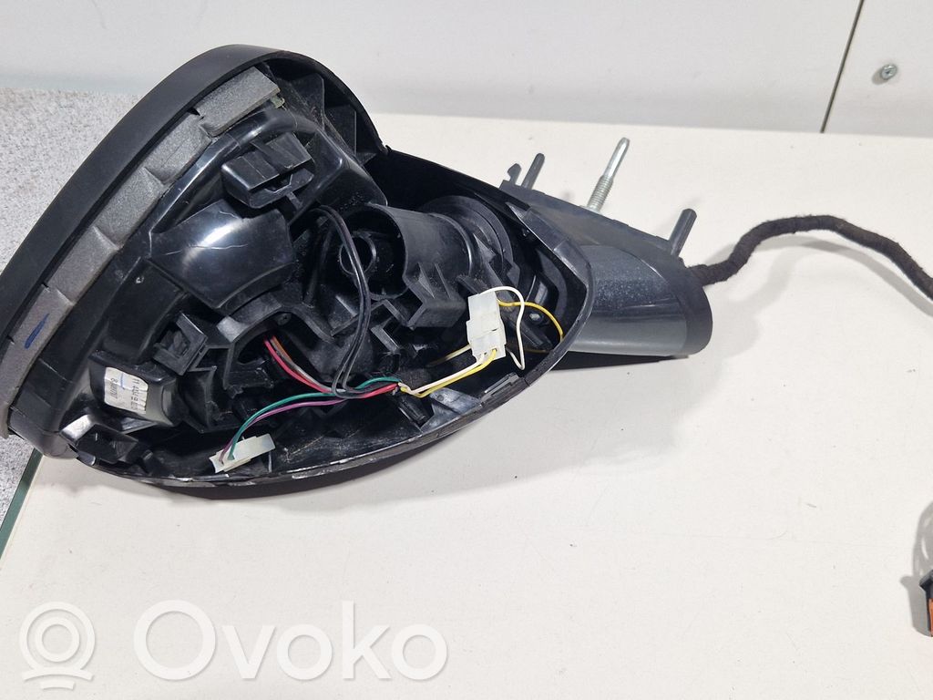 Citroen C4 II Front door electric wing mirror 