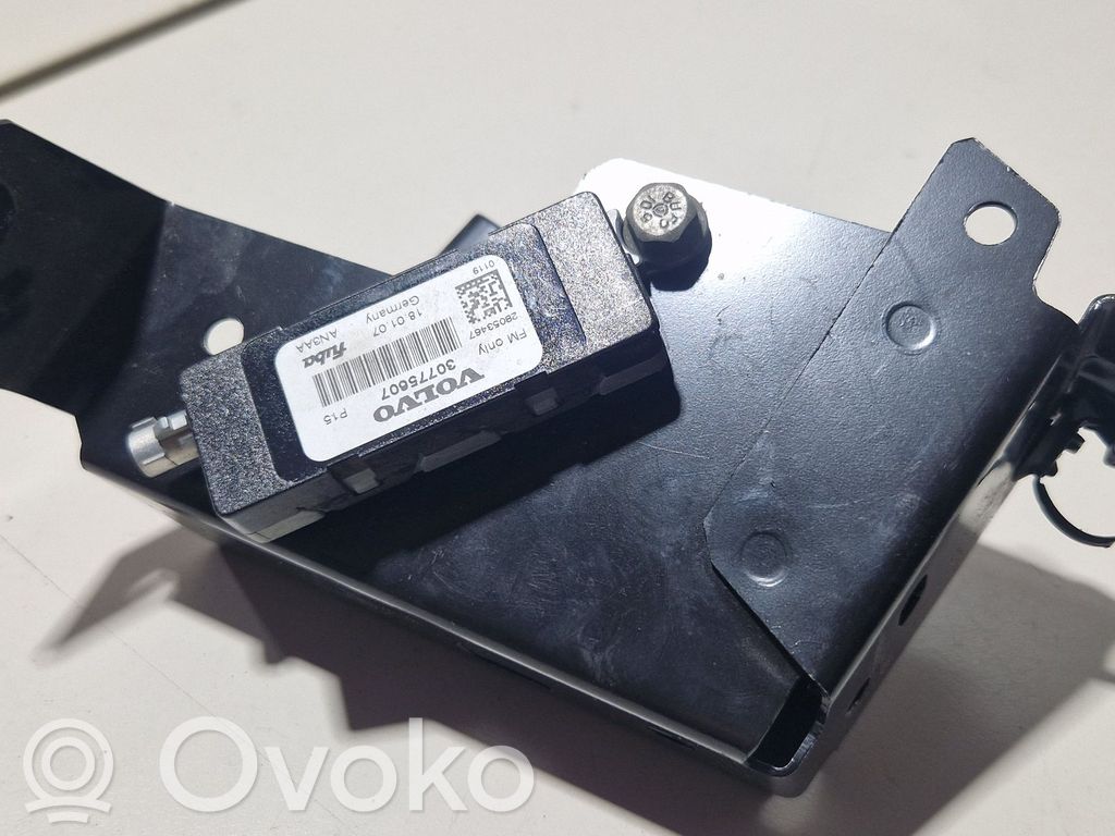 Volvo C70 Antenos stiprintuvas 
