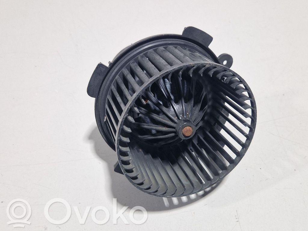 Citroen C4 I Mazā radiatora ventilators 