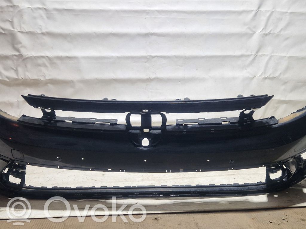Volkswagen Polo VI Parachoques delantero 