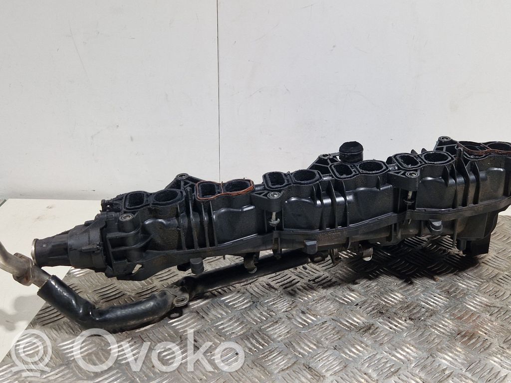 BMW 7 F01 F02 F03 F04 Intake manifold 