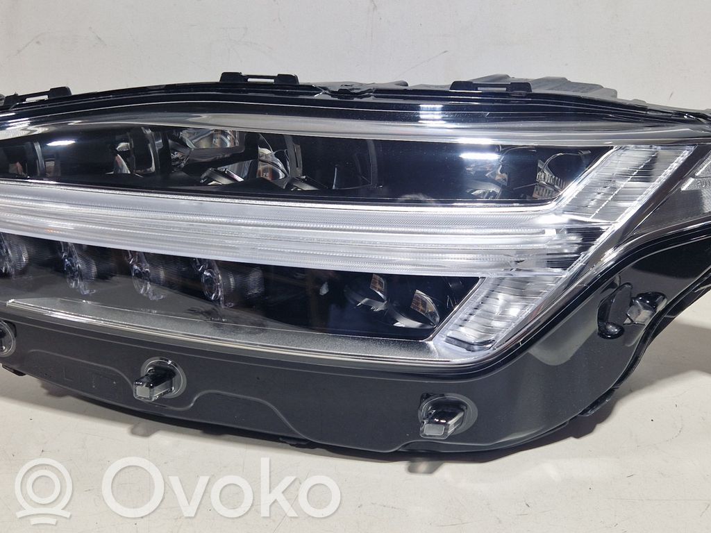 Volvo XC90 Scheinwerfer 