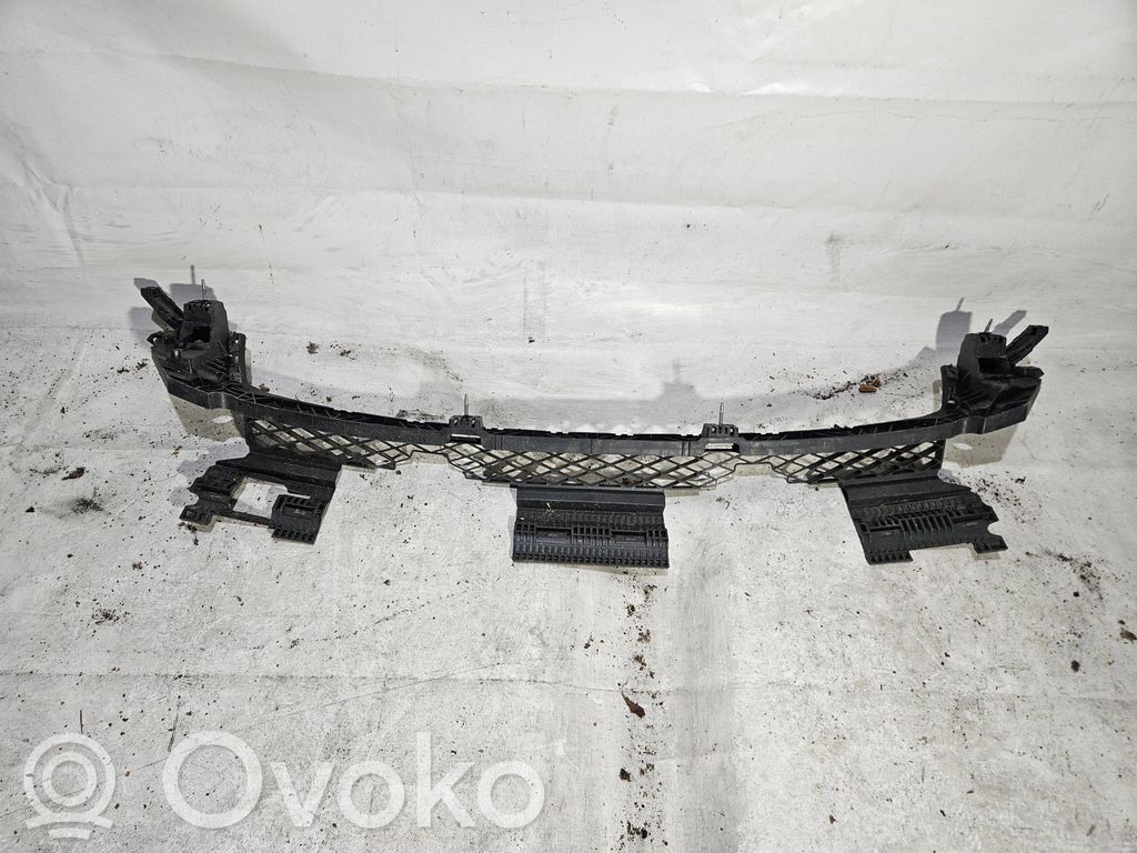 Audi A4 S4 B9 Uchwyt / Mocowanie zderzaka tylnego 
