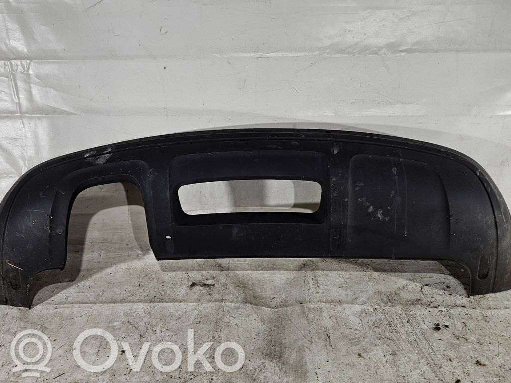 Audi Q3 8U Takapuskurin alaosan lista 