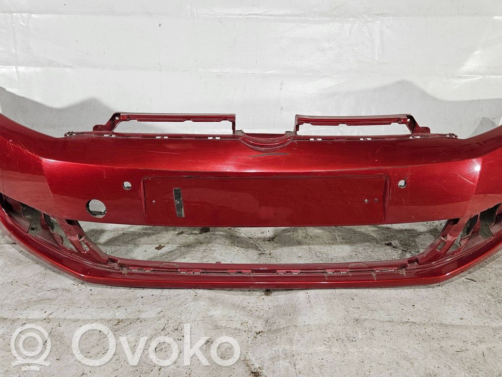 Volkswagen Golf VI Parachoques delantero 