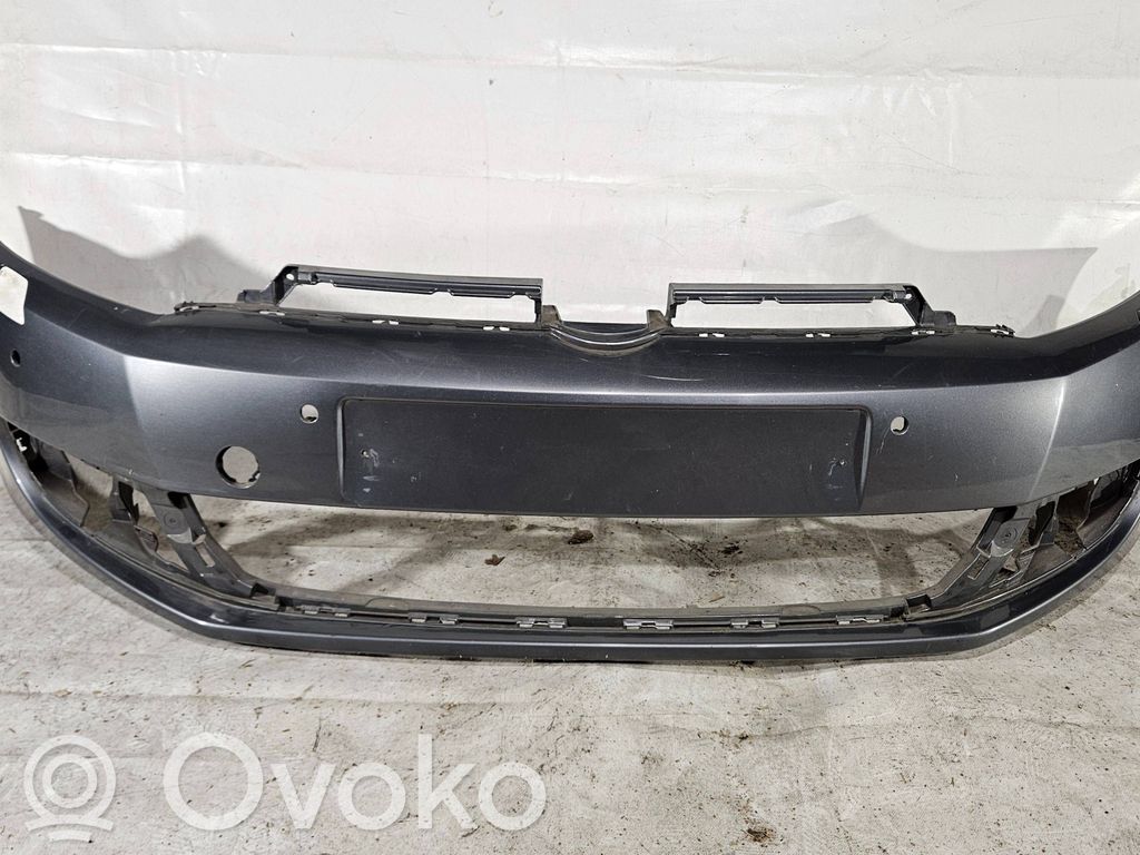 Volkswagen Golf VI Parachoques delantero 