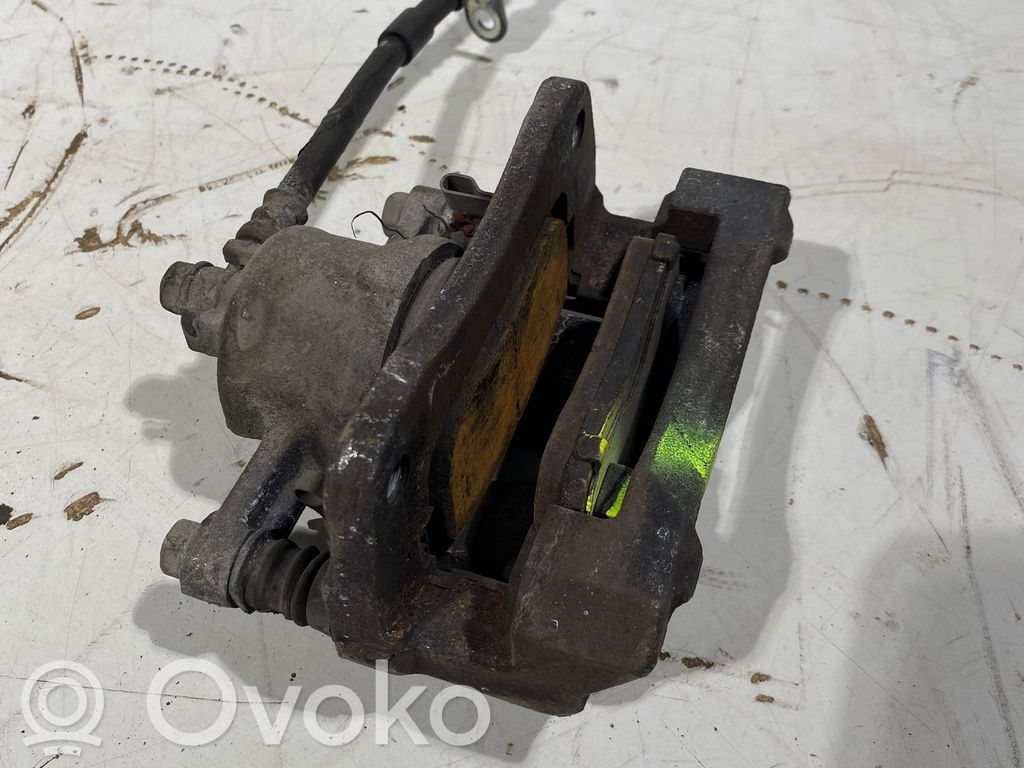 Front brake caliper