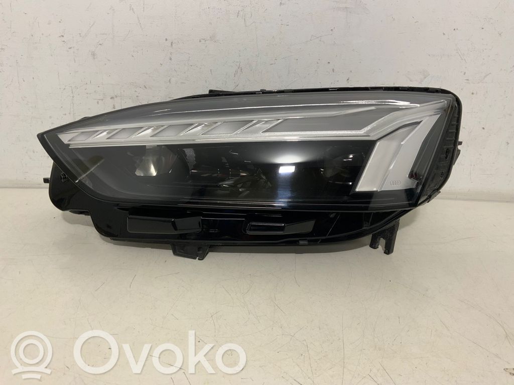 Audi A5 Headlight/headlamp 