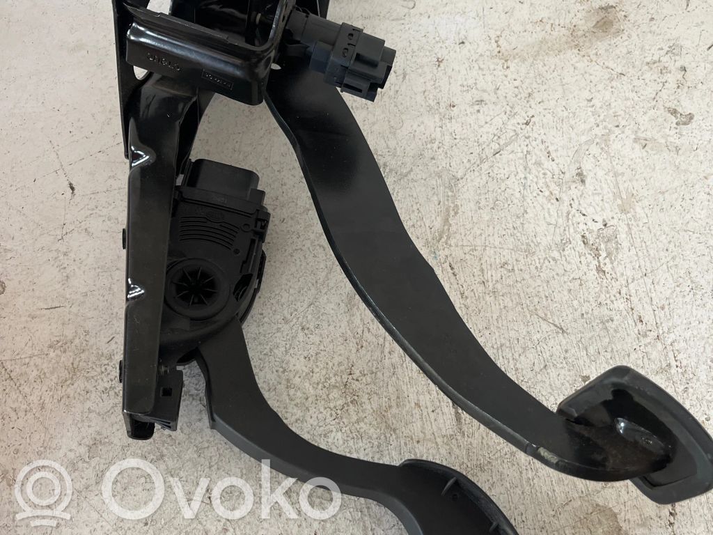 Ford Mondeo MK IV Pedală accelerație 
