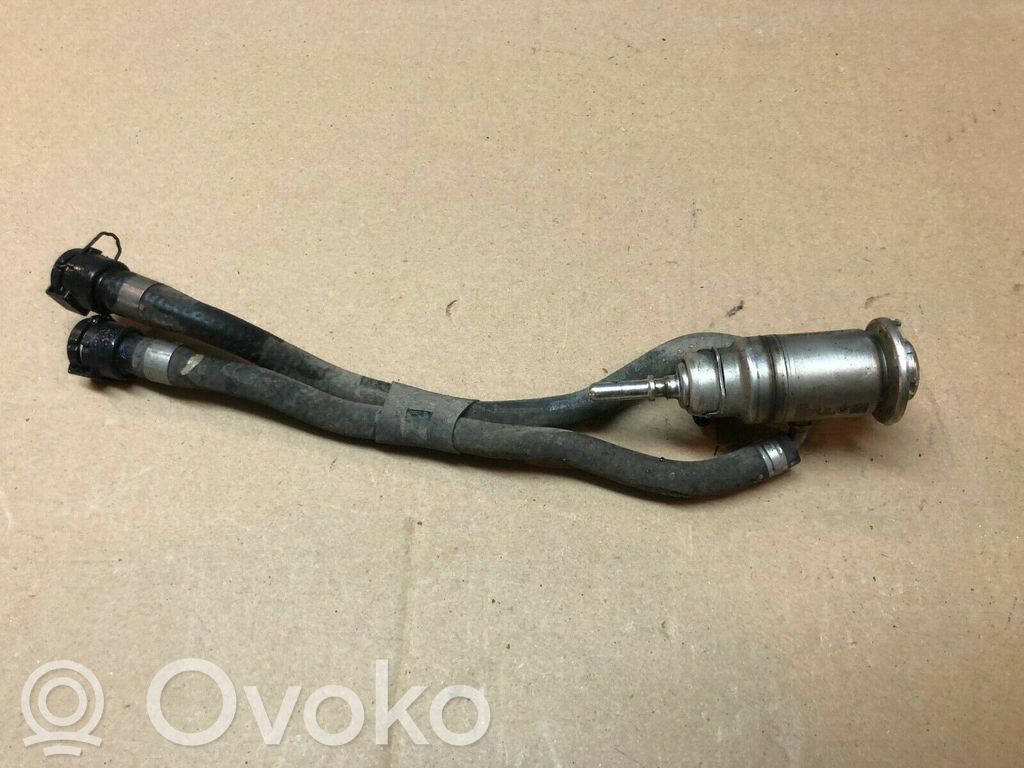 BMW 5 G30 G31 G38 AdBlue injector 