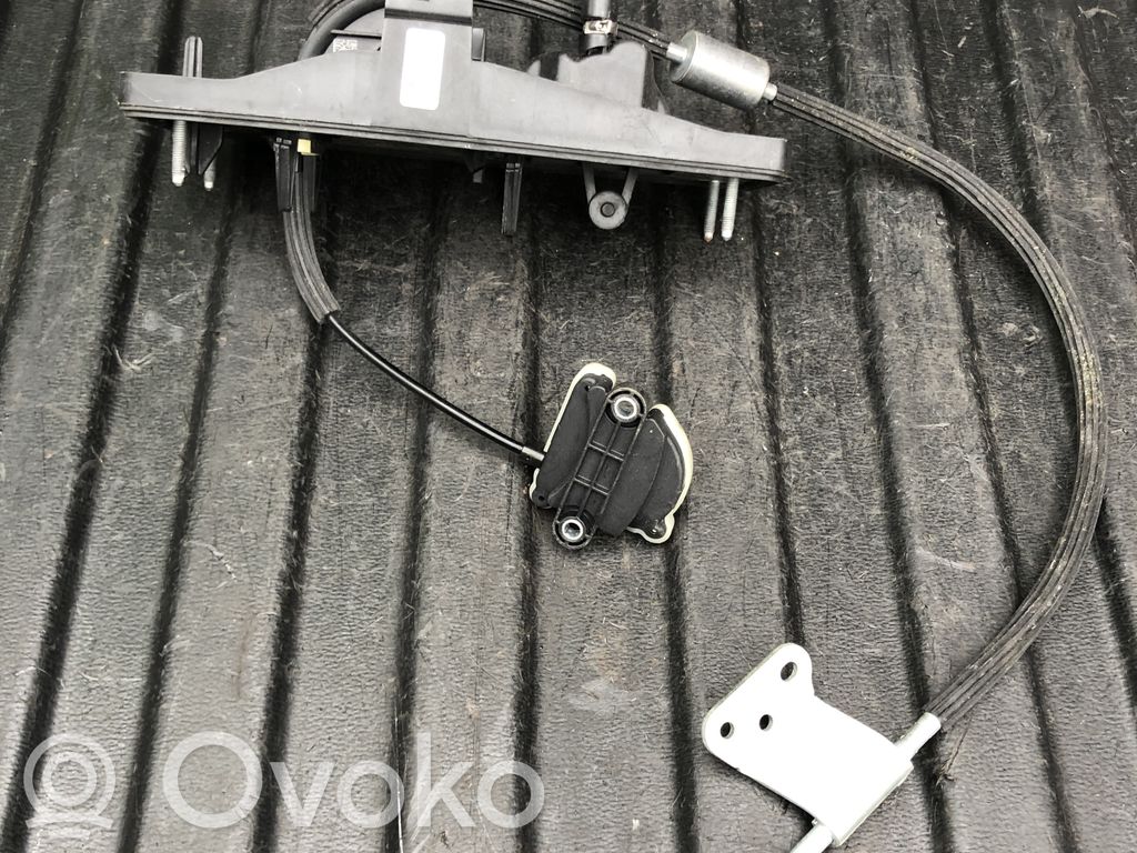 Audi A4 S4 B9 Linka zwalniająca dźwignie hamulca ręcznego 
