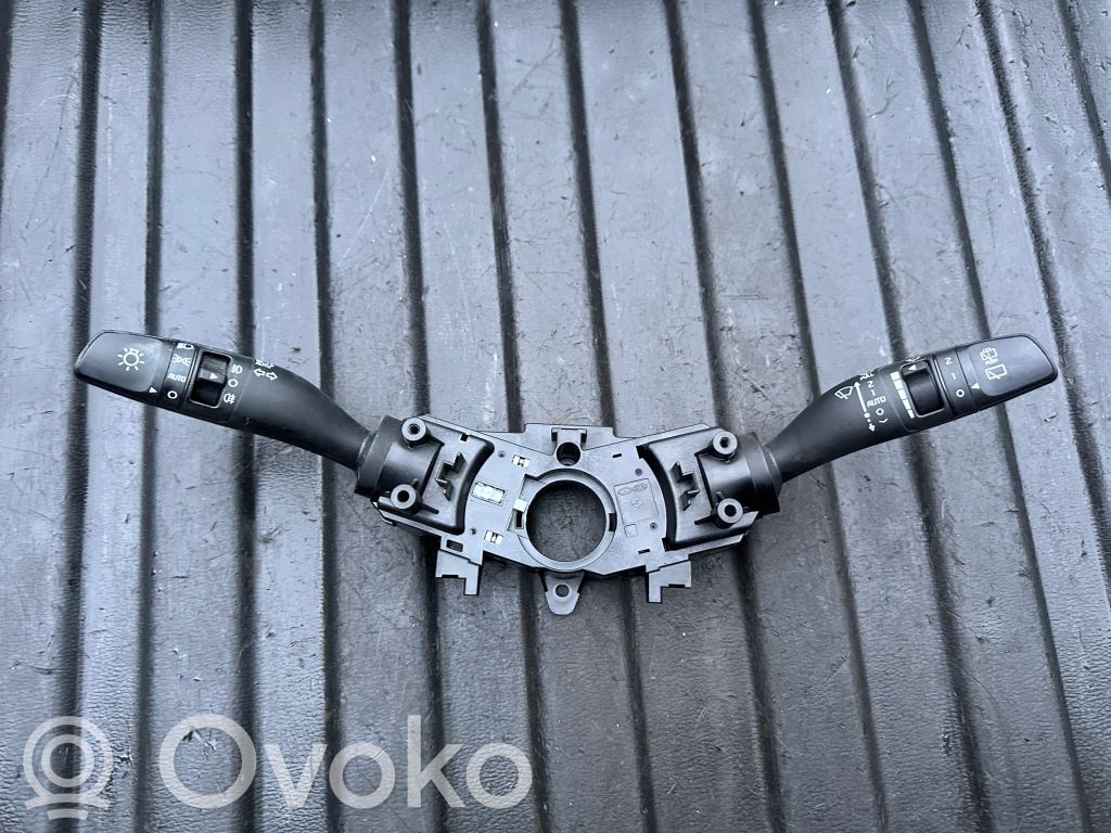 KIA Sportage Manetka / Przełącznik kierunkowskazów wycieraczek 