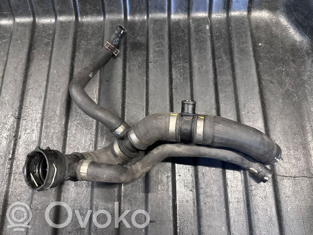 Volvo S90, V90 Engine coolant pipe/hose 
