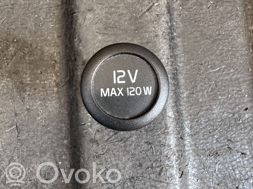 Volvo V60 Panel gniazda zapalniczki deski rozdzielczej 