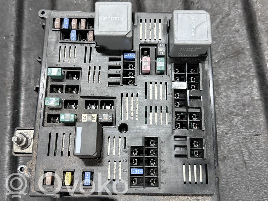 Volvo S90, V90 Fuse module 
