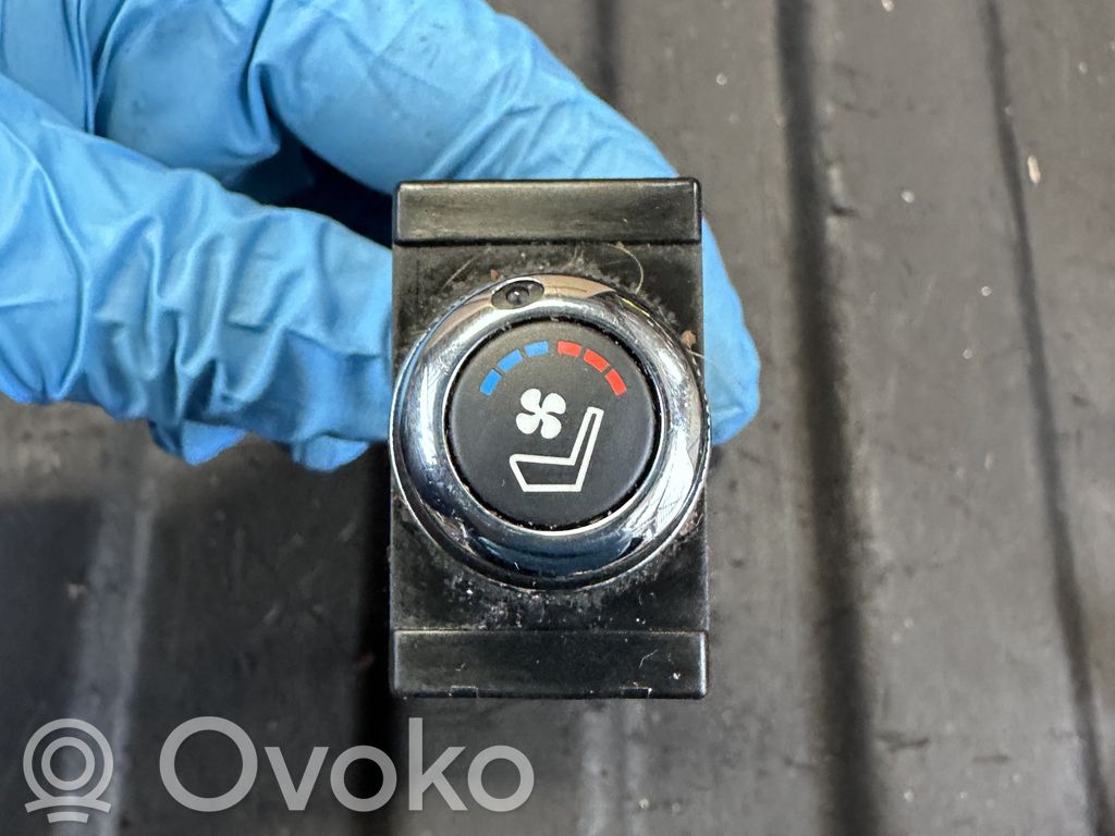 Infiniti FX Seat heating switch 