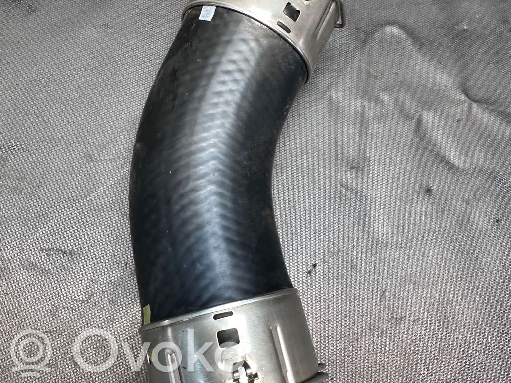 Toyota Hilux VIII Furtun/conductă intercooler 