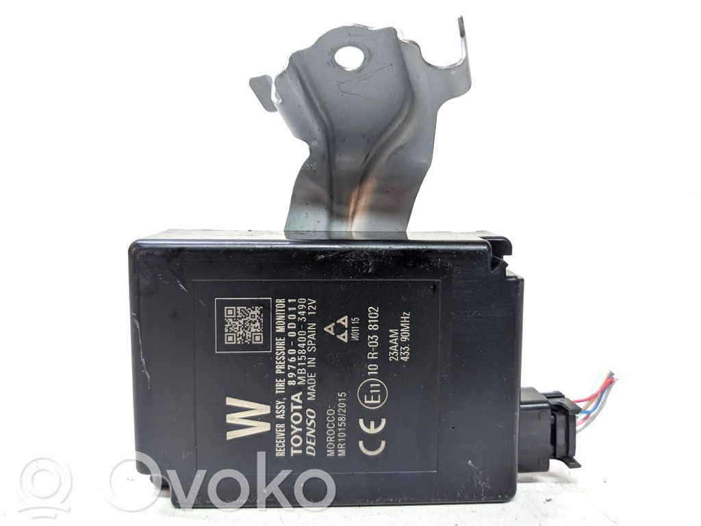 Toyota Yaris Tire pressure control unit 