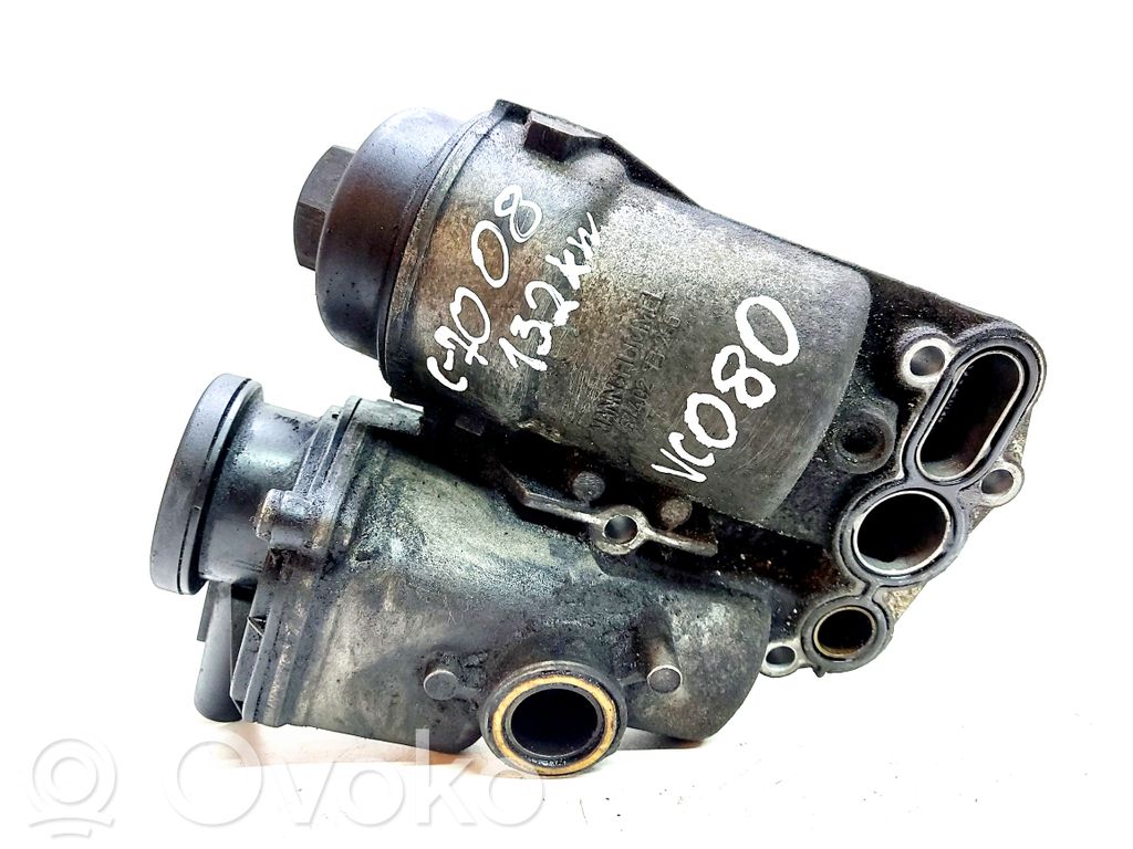 Volvo C70 Oil filter mounting bracket 