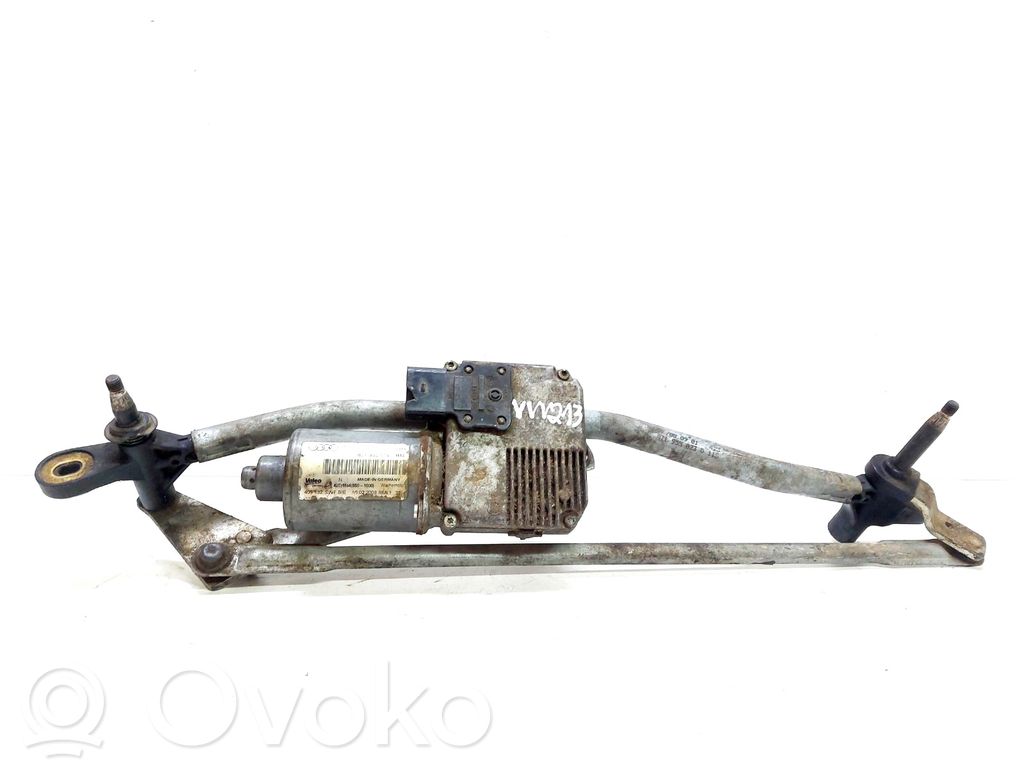 Audi A5 8T 8F Motor y varillaje del limpiaparabrisas delantero 