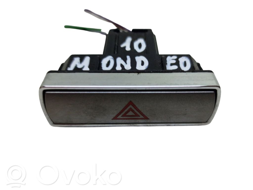Ford Mondeo MK IV Hazard light switch 