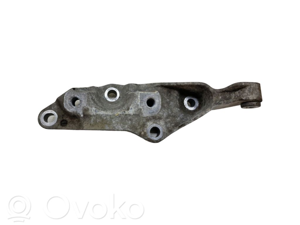 Volvo XC60 Gearbox mounting bracket 