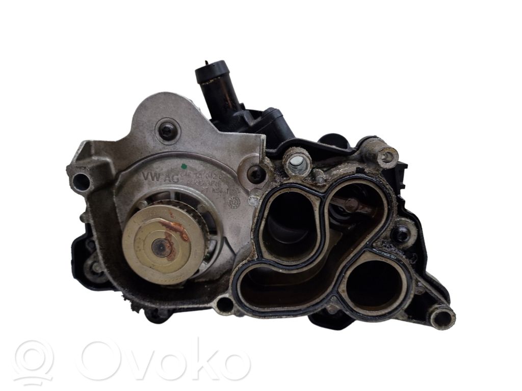 Volkswagen Jetta VI Pompe de circulation d'eau 