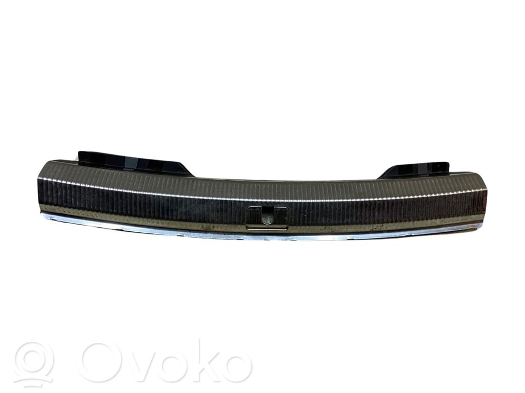 Audi A4 S4 B8 8K Osłona pasa bagażnika 