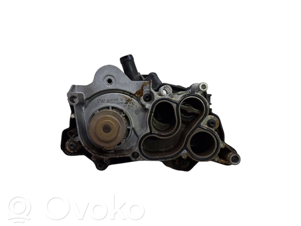 Volkswagen Jetta VI Water pump 