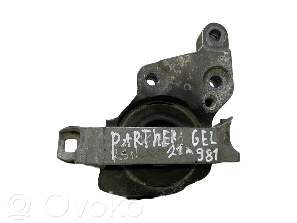 Peugeot Partner III Engine mount bracket 