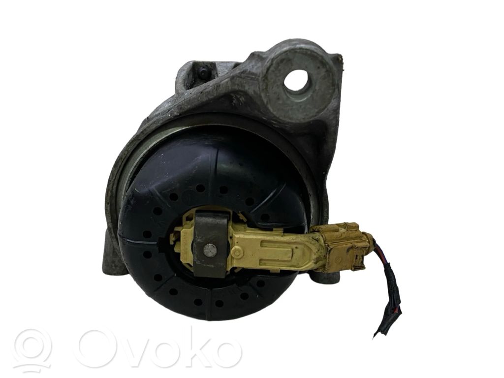 Audi A4 S4 B9 Engine mount bracket 