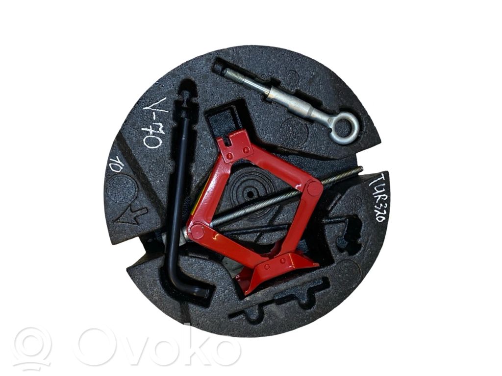 Volvo V70 Tool set 