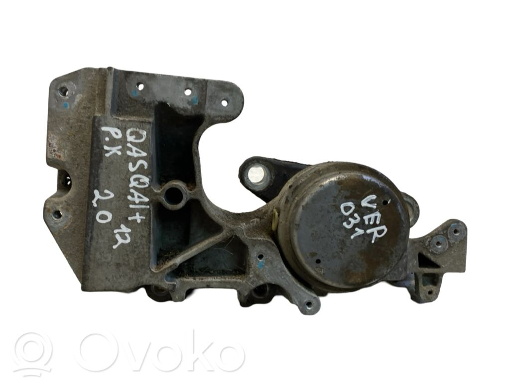 Nissan Qashqai+2 Engine mount bracket 
