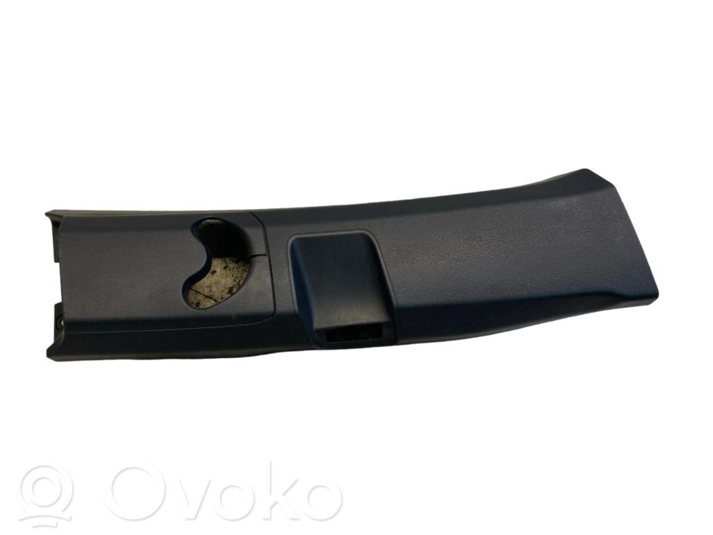BMW i3 Pilar (B) (superior) 