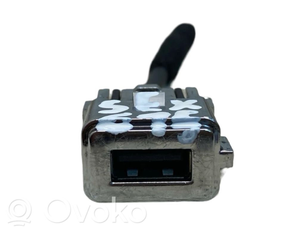 Ford S-MAX Enchufe conector USB 