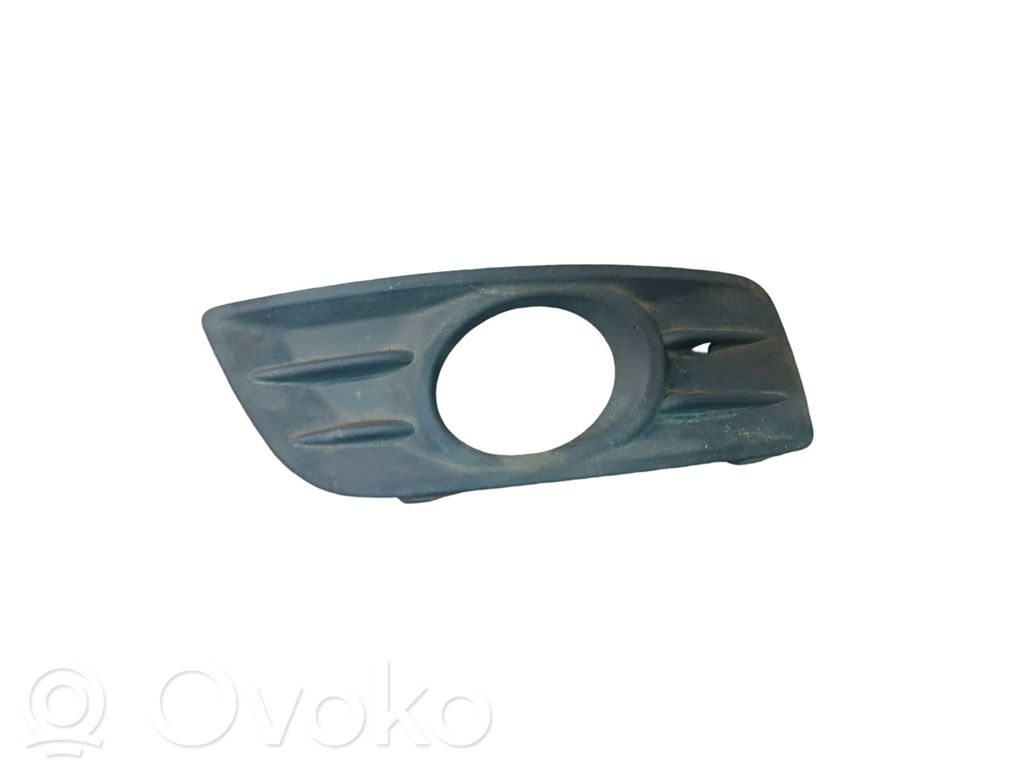 Volvo V50 Etusumuvalon ritilä 